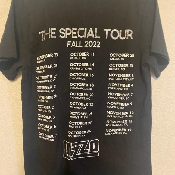 Lizzo Music Tour T-Shirt - Picture 3 of 3